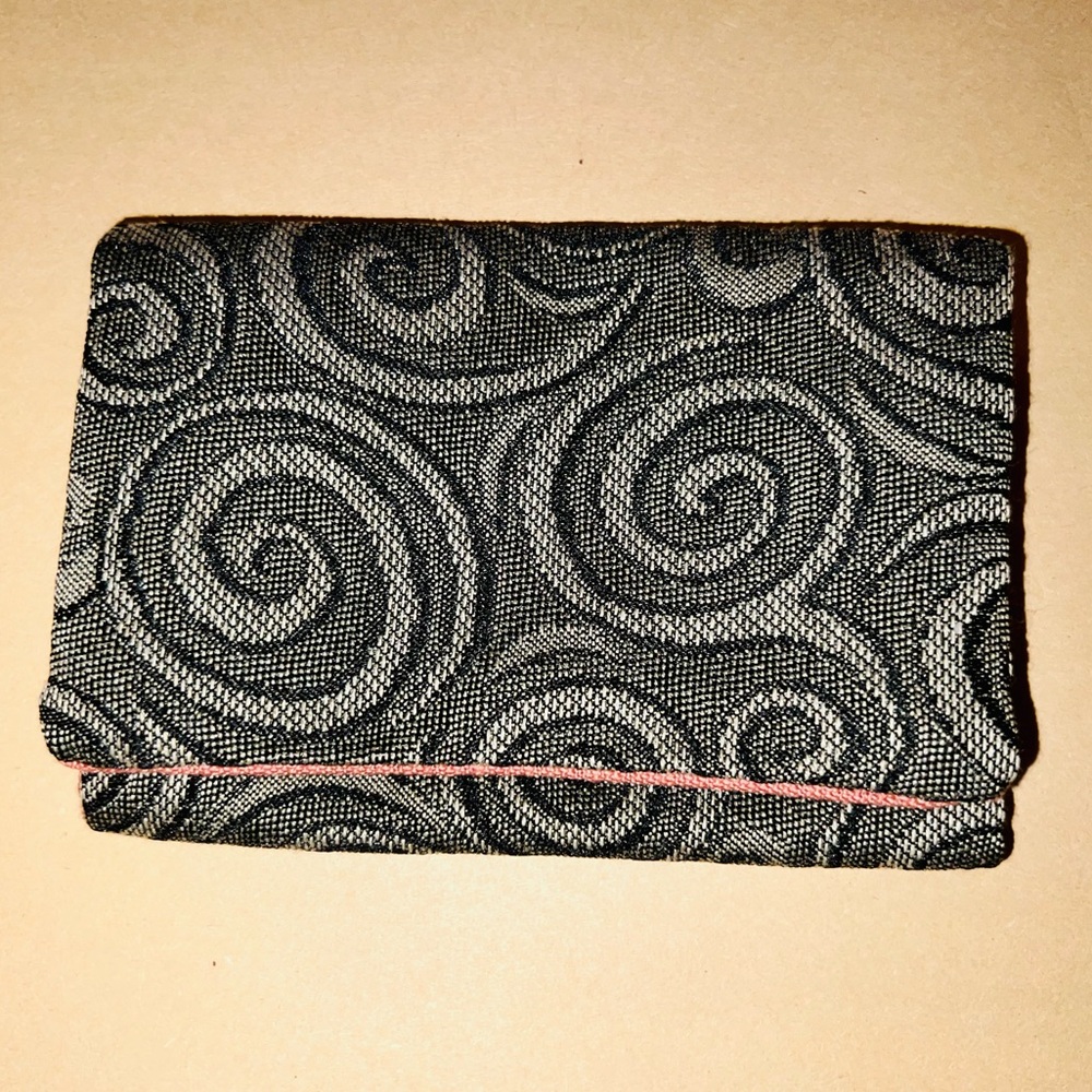 Retro Cardholder
